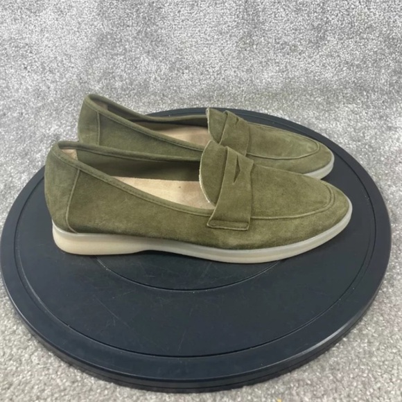 Vaneli Undine Suede Loafers Flats in Green size Women’s 11 - Picture 2 of 10